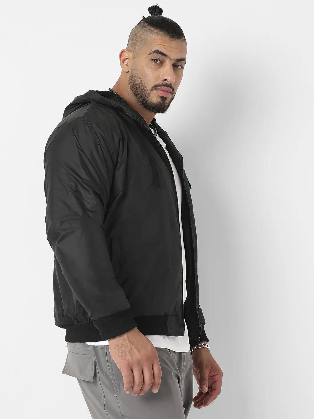 Black Zip-Front Puffer Jacket With Ribbed Hem