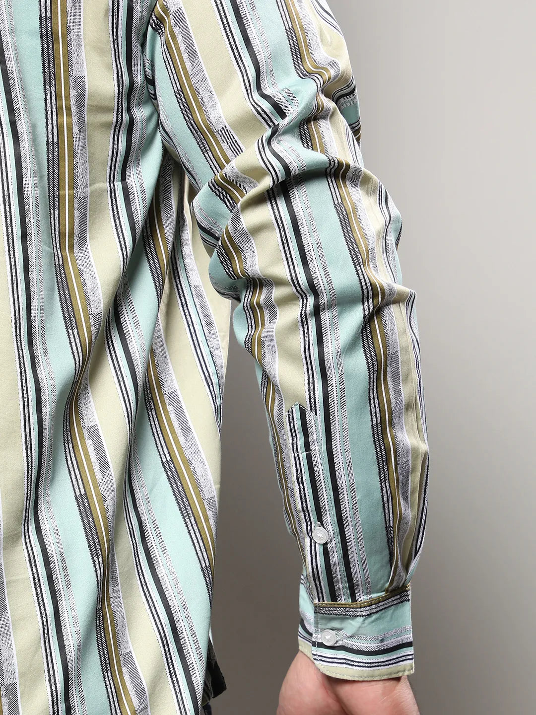 Multicolour Striped Regular Fit Casual Shirt