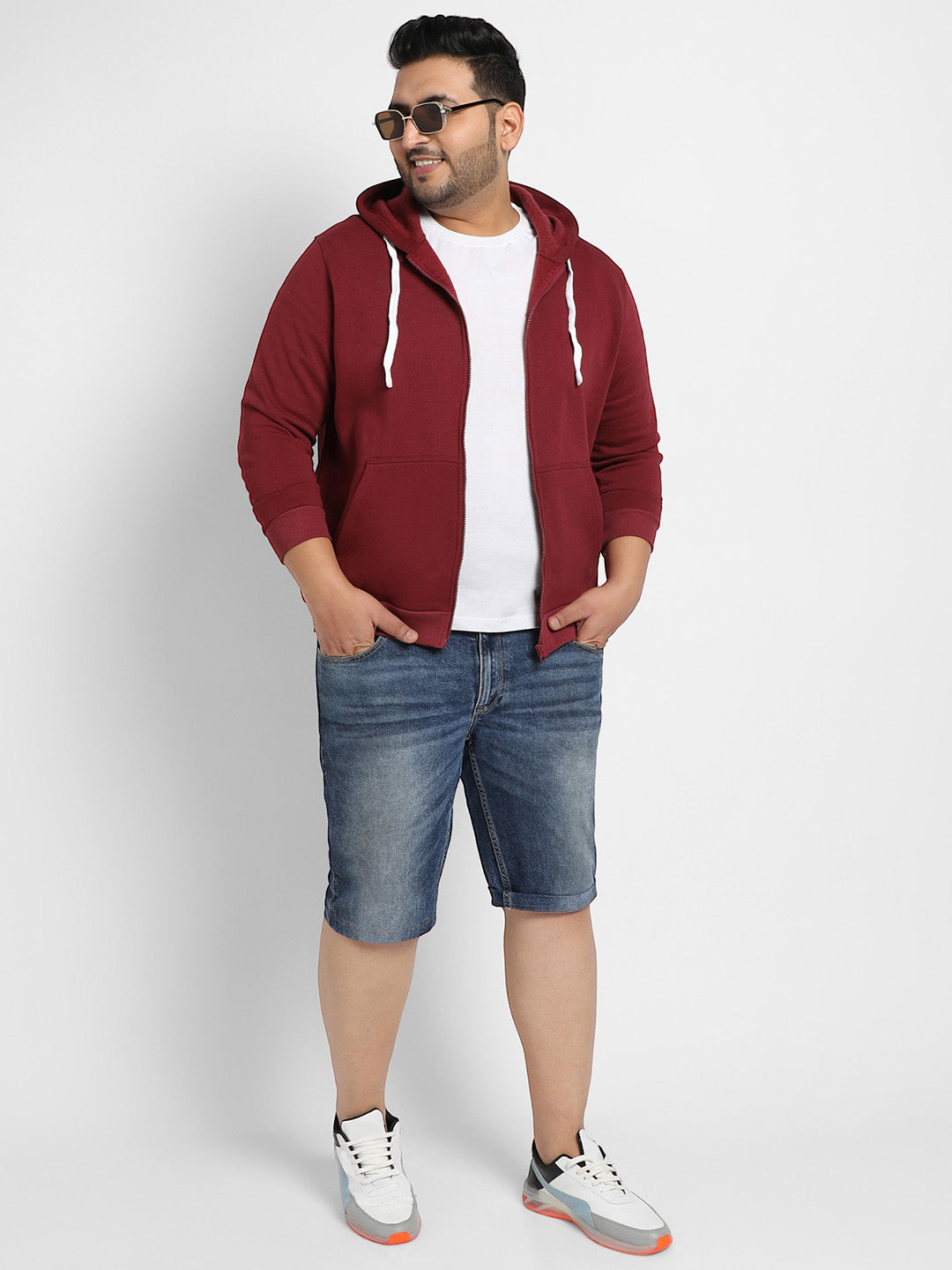 Maroon hoodie outfit men on sale